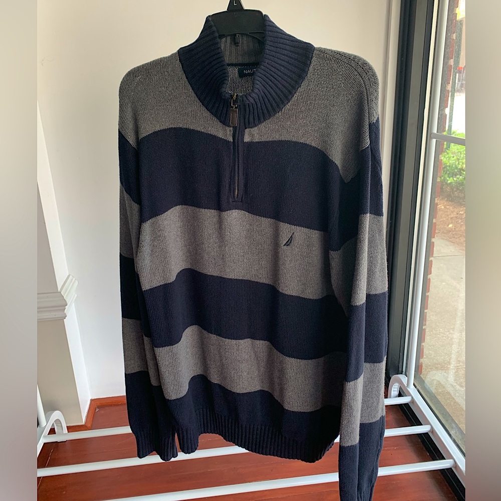 Like New Large Men’s Nautica Quarter Zip Sweater